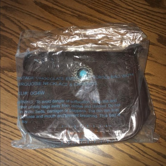 Purses - Picture 5 of 8